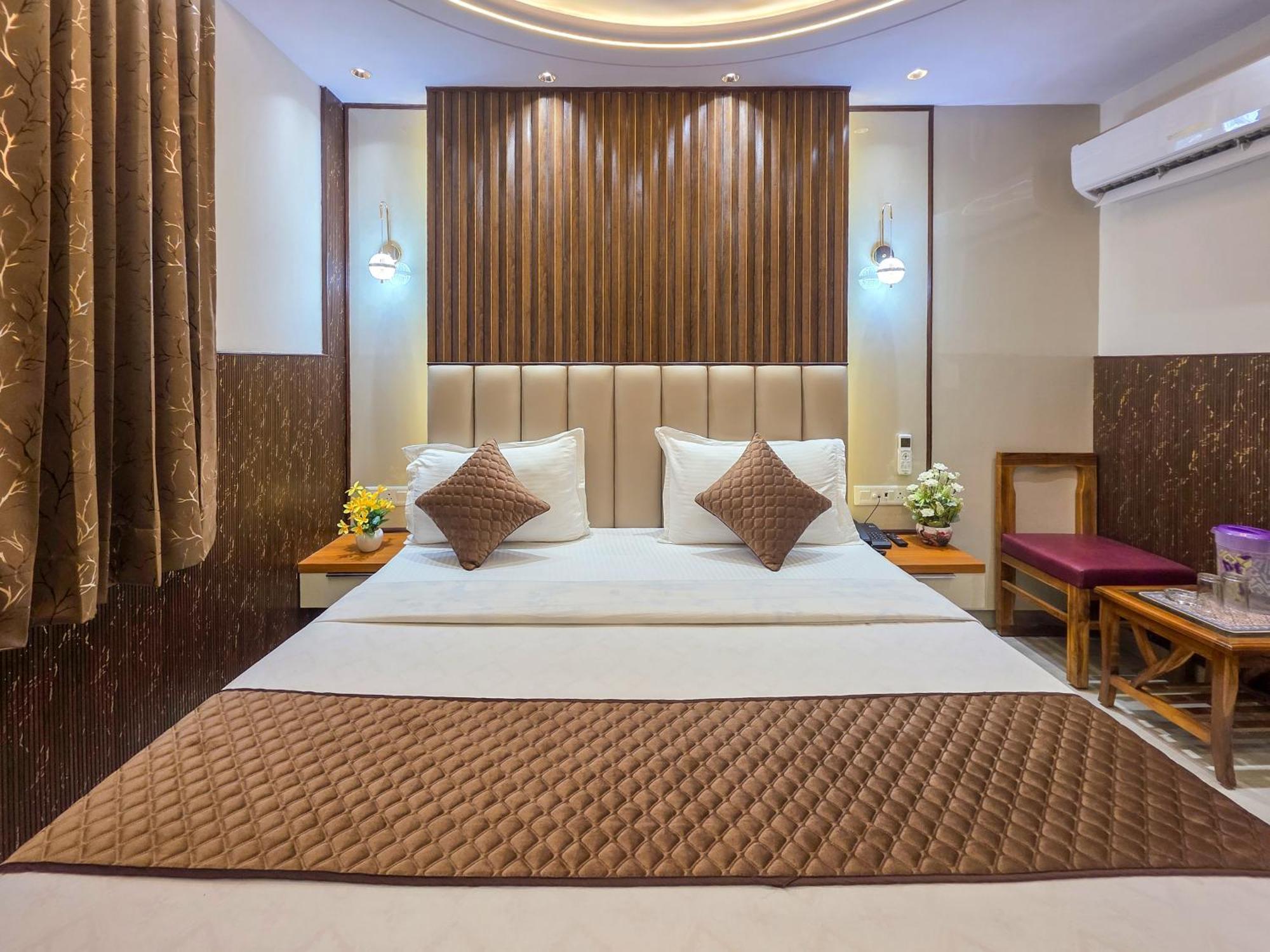 Delhi Delight Premium Bed & Breakfast New Delhi Exterior photo